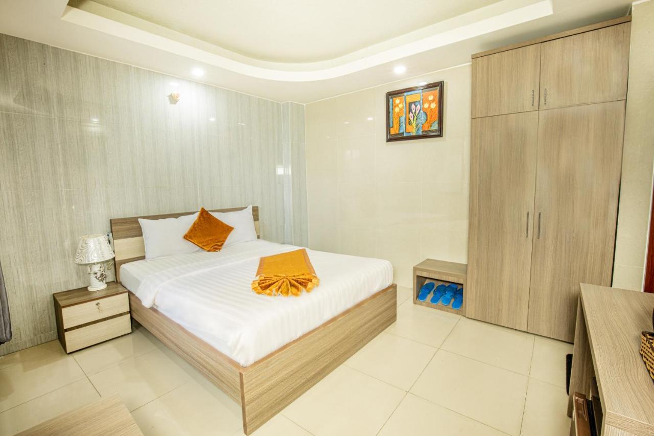 Oliver Khách sạn 3*
